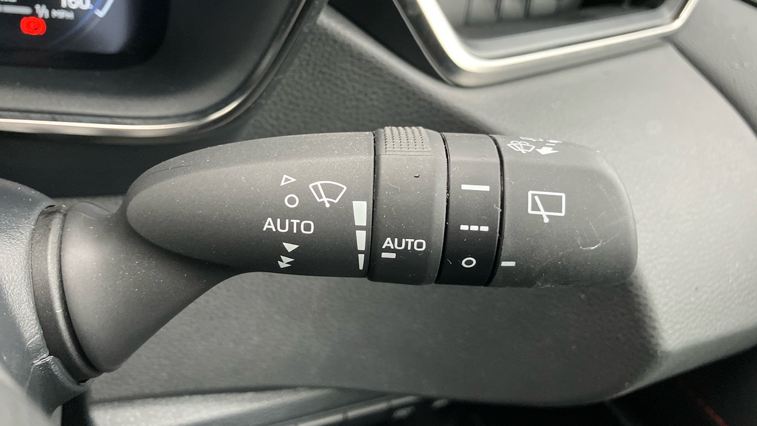 Used Toyota Corolla 2023 for sale - 76682298: Photo 39