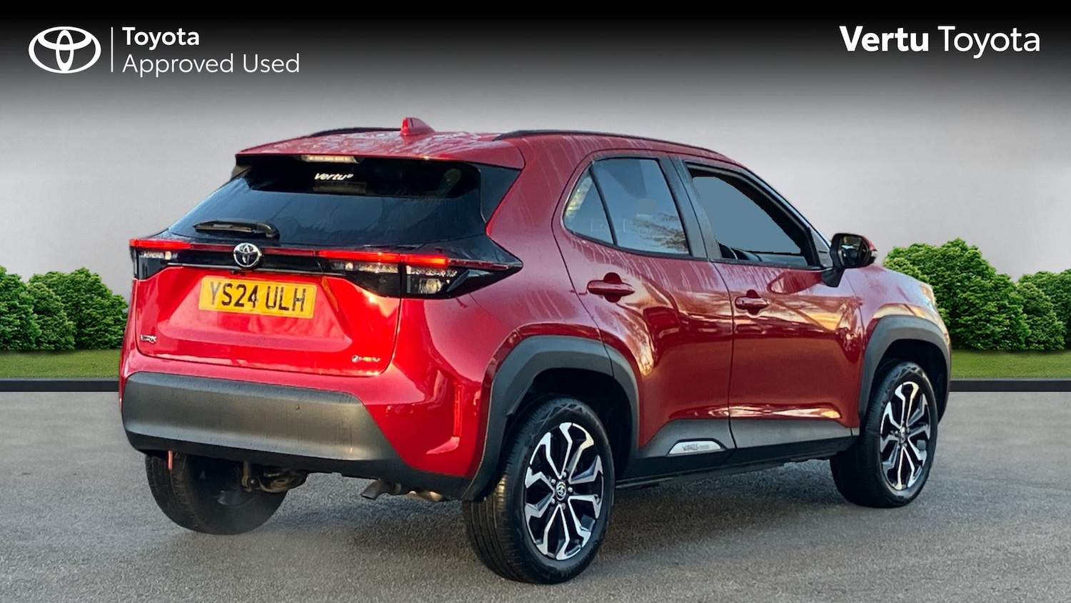 Used Toyota Yaris Cross 2024 for sale - 76638568: Photo 2