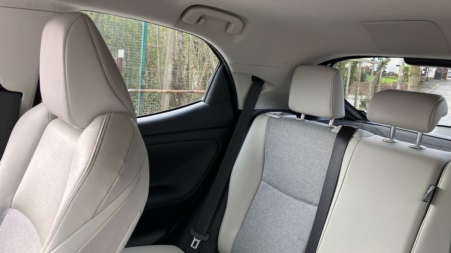 Used Toyota Yaris 2022 for sale - 77985185: Photo 24