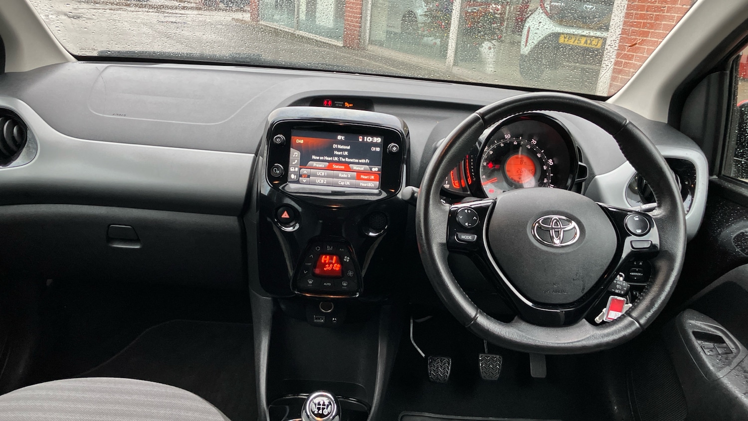 Used Toyota AYGO 2019 for sale - 76922383: Photo 5