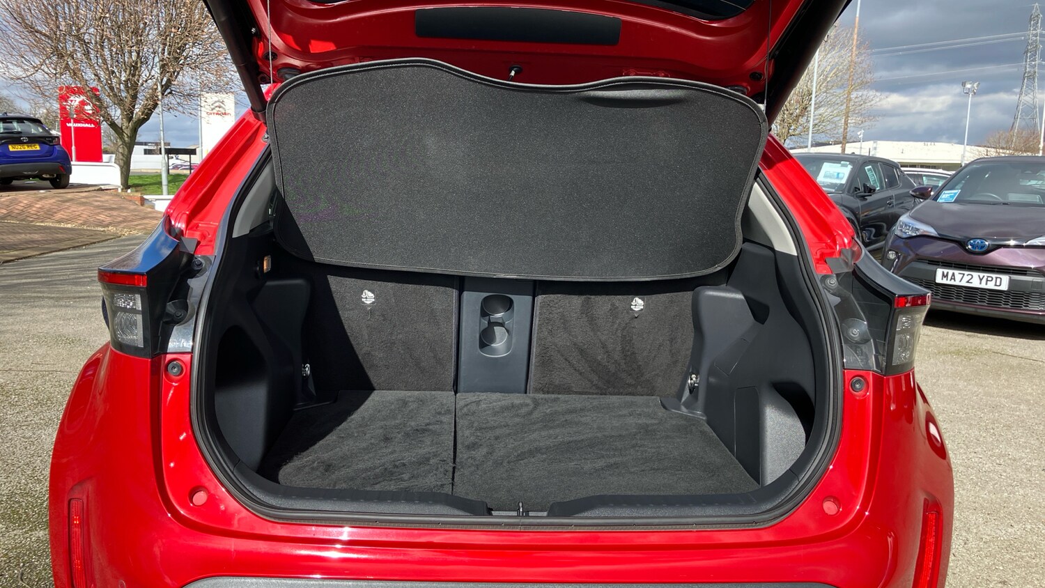 Used Toyota Yaris Cross 2023 for sale - 77933916: Photo 14