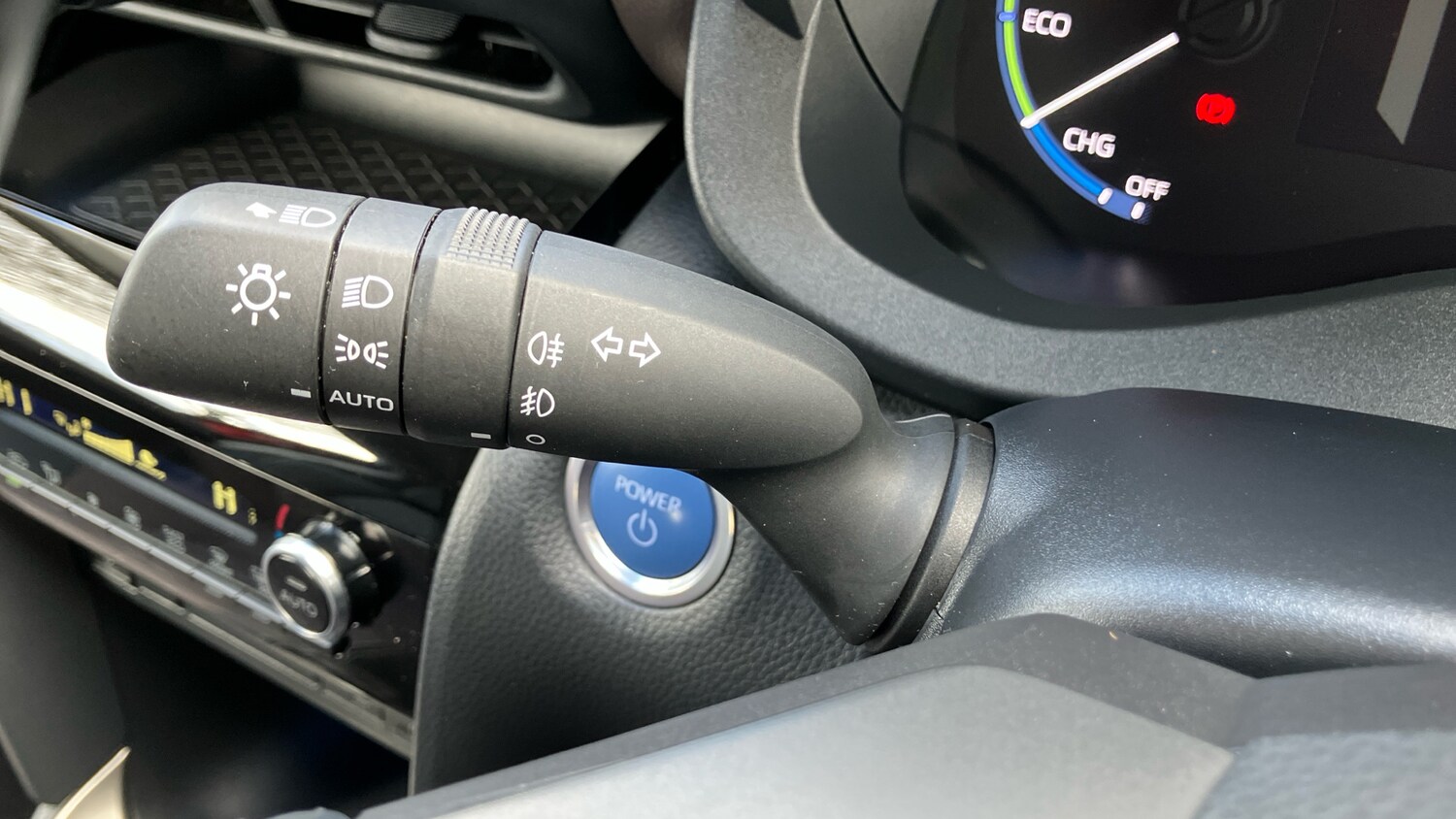 Used Toyota Yaris Cross 2023 for sale - 77933916: Photo 38