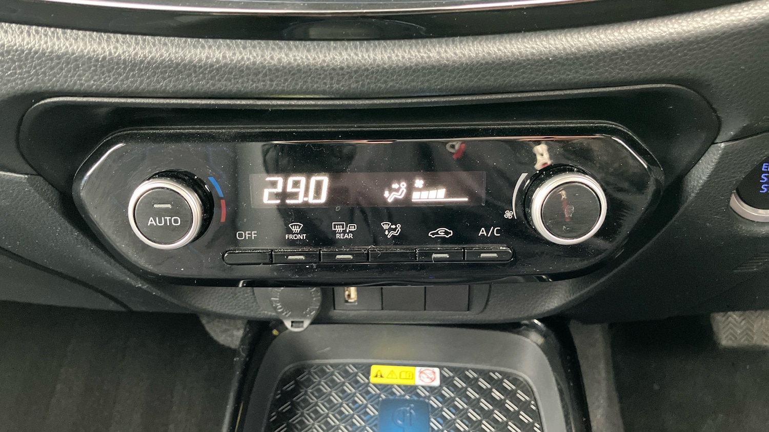 Used Toyota Aygo X 2024 for sale - 77813273: Photo 34