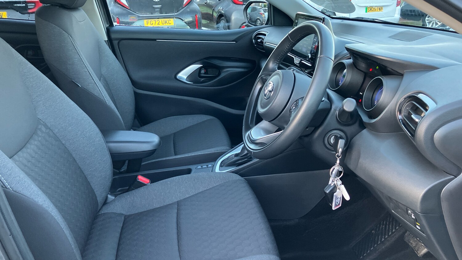 Used Toyota Yaris 2023 for sale - 76971848: Photo 11