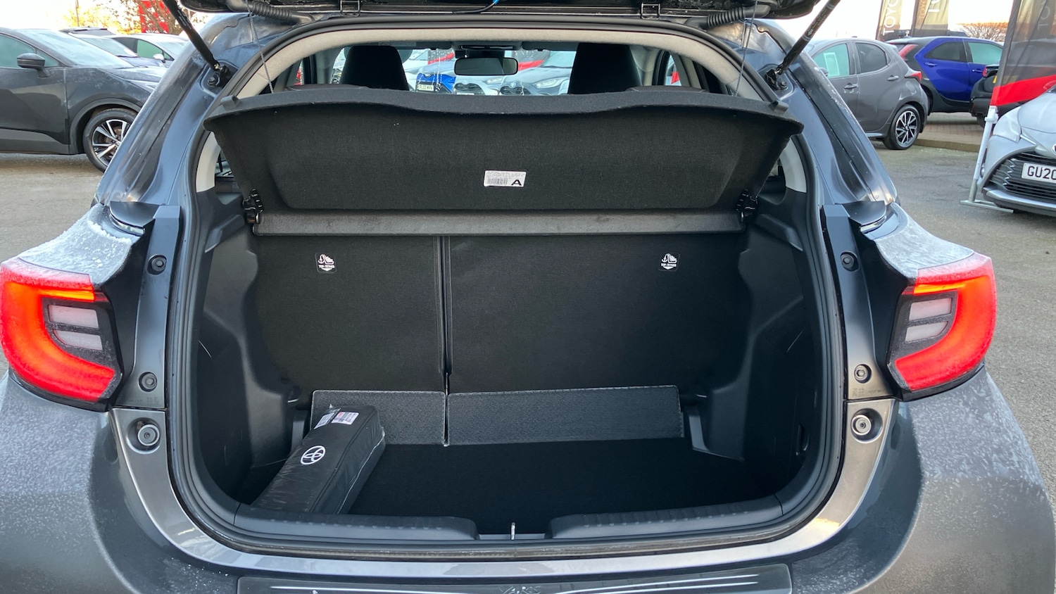 Used Toyota Yaris 2023 for sale - 76971848: Photo 14