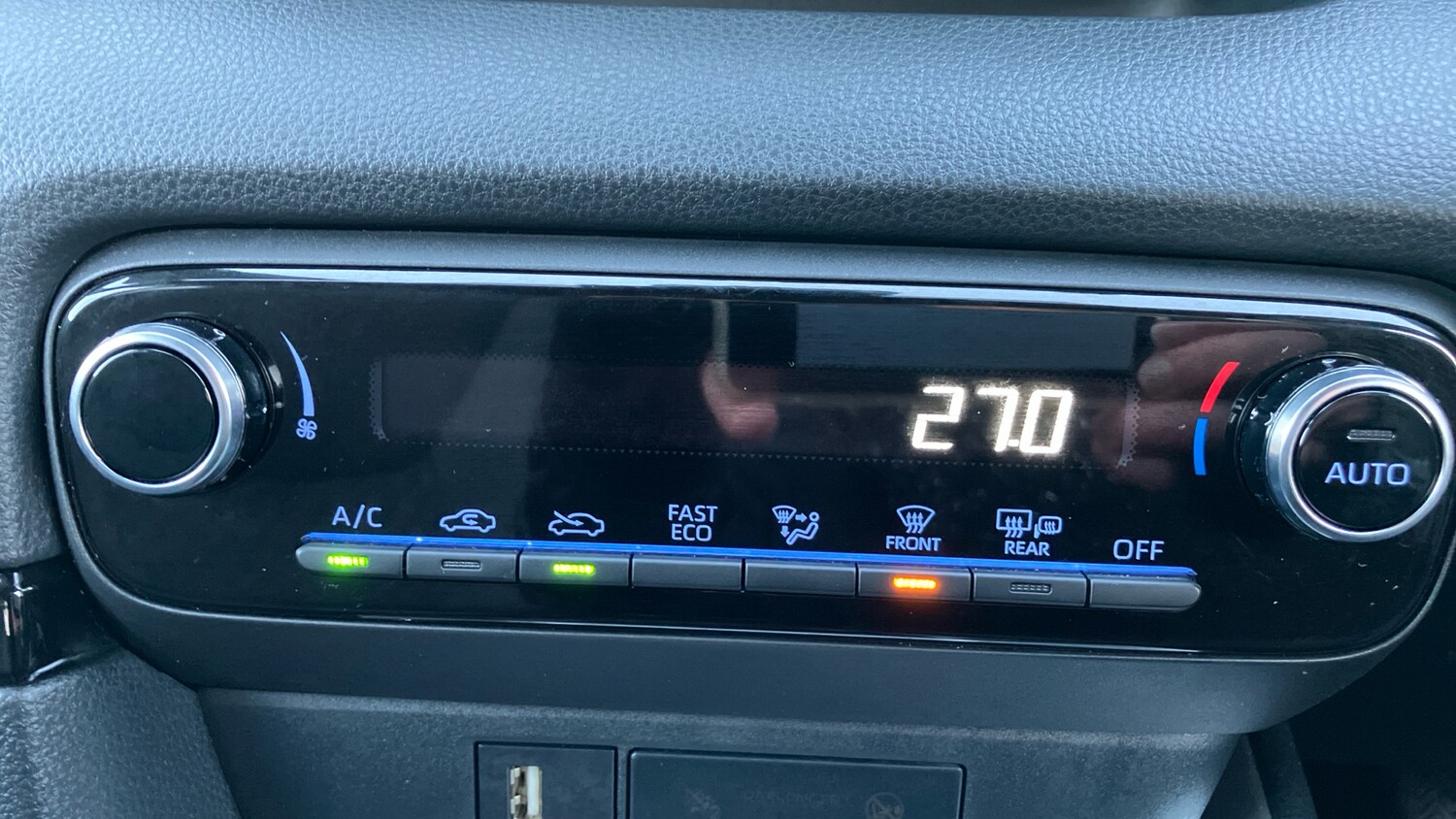 Used Toyota Yaris 2023 for sale - 76971848: Photo 34