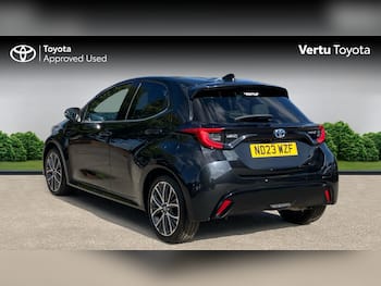 Used Toyota Yaris 2023 for sale - 79572110: Photo