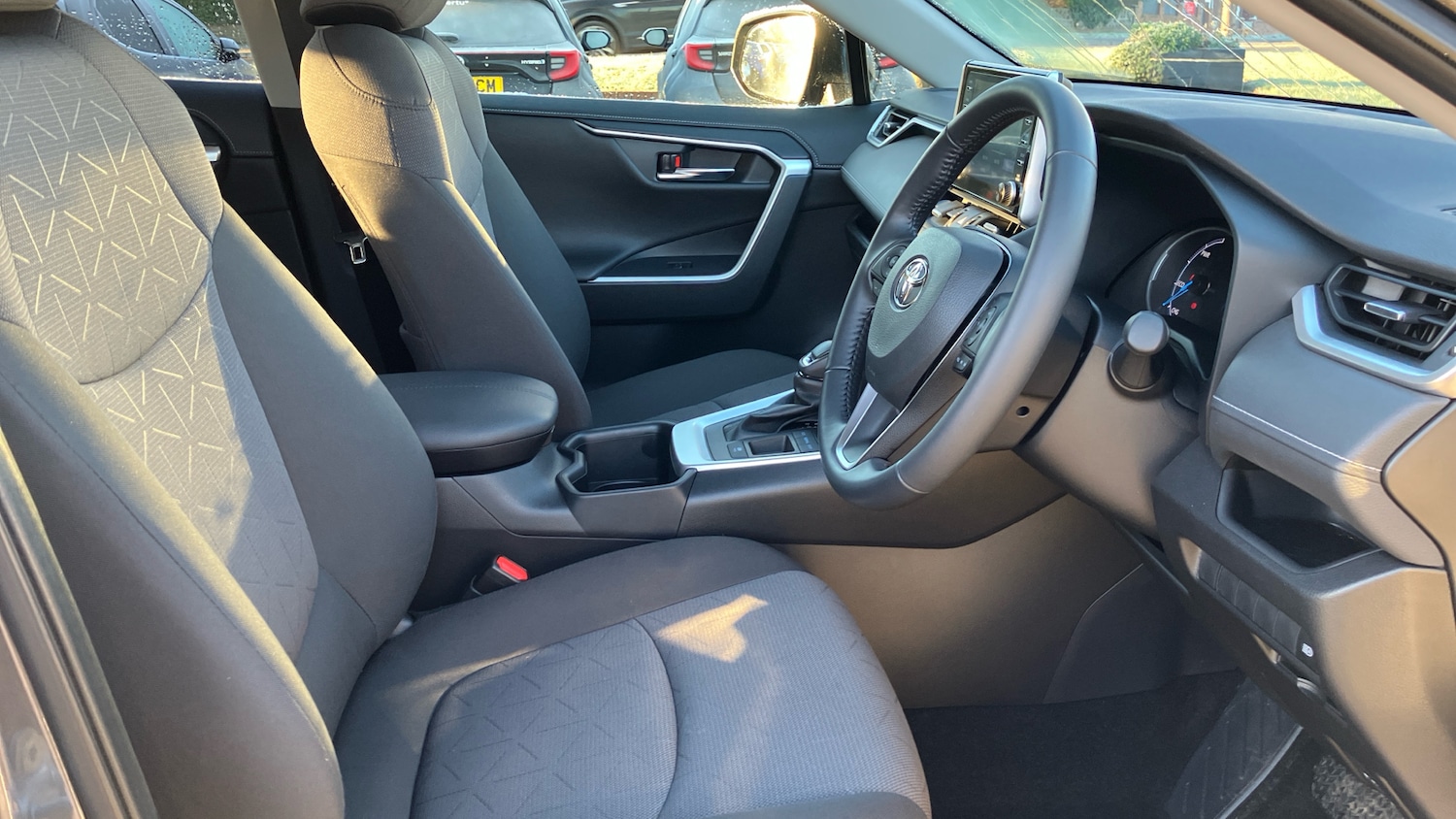 Used Toyota RAV4 2022 for sale - 76777170: Photo 11