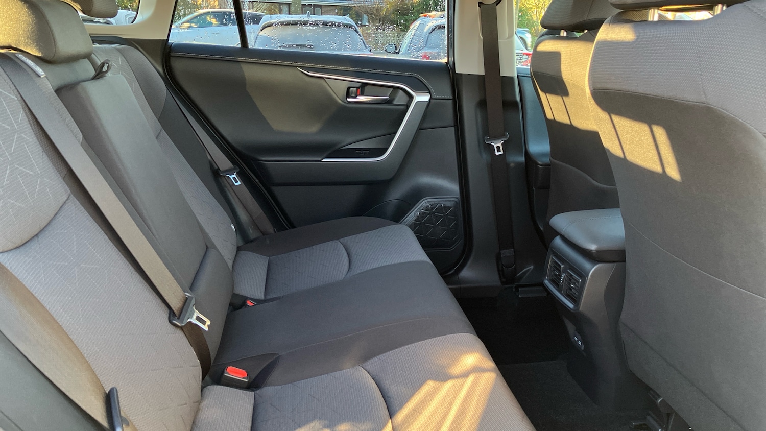 Used Toyota RAV4 2022 for sale - 76777170: Photo 12