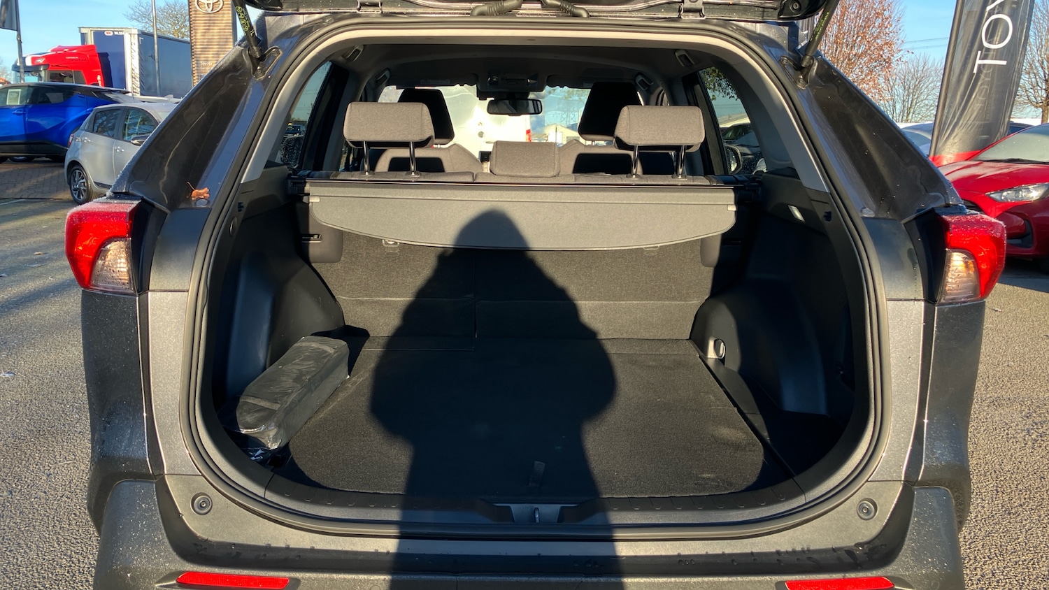 Used Toyota RAV4 2022 for sale - 76777170: Photo 14