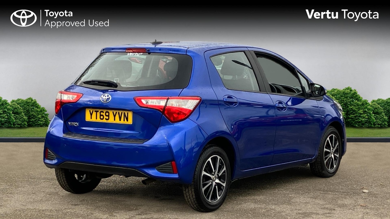 Used Toyota Yaris 2019 for sale - 76821479: Photo 2