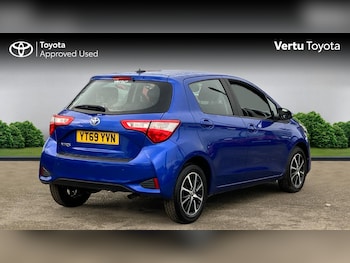 Used Toyota Yaris 2019 for sale - 76821479: Photo