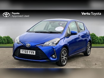Used Toyota Yaris 2019 for sale - 76821479: Photo