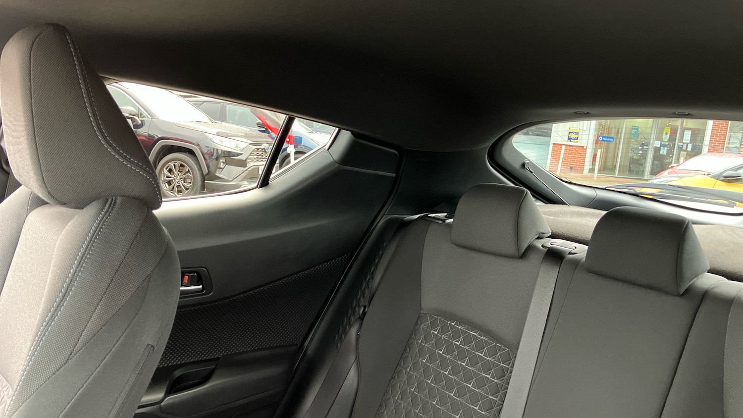 Used Toyota C-HR 2022 for sale - 77381467: Photo 24