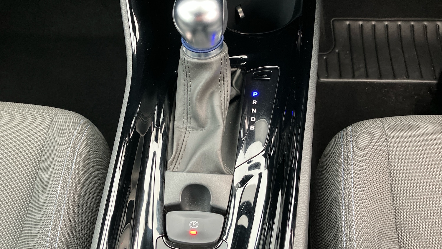 Used Toyota C-HR 2022 for sale - 77381467: Photo 35