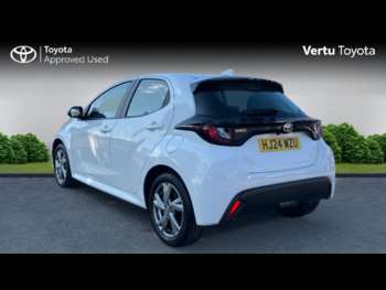 Used Toyota Yaris 2024 for sale - 74856383: Photo