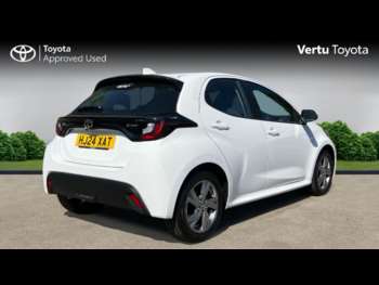Used Toyota Yaris 2024 for sale - 74816109: Photo