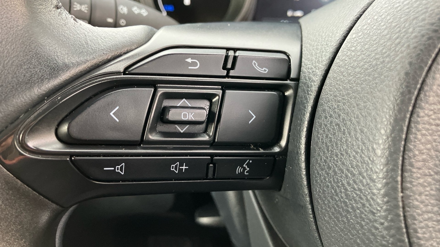 Used Toyota Yaris Cross 2022 for sale - 76831550: Photo 36