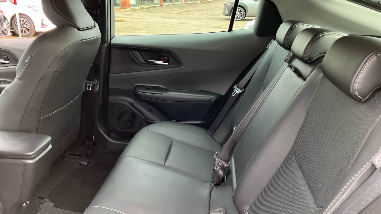 Used Toyota Prius 2025 for sale - 76968735: Photo 13