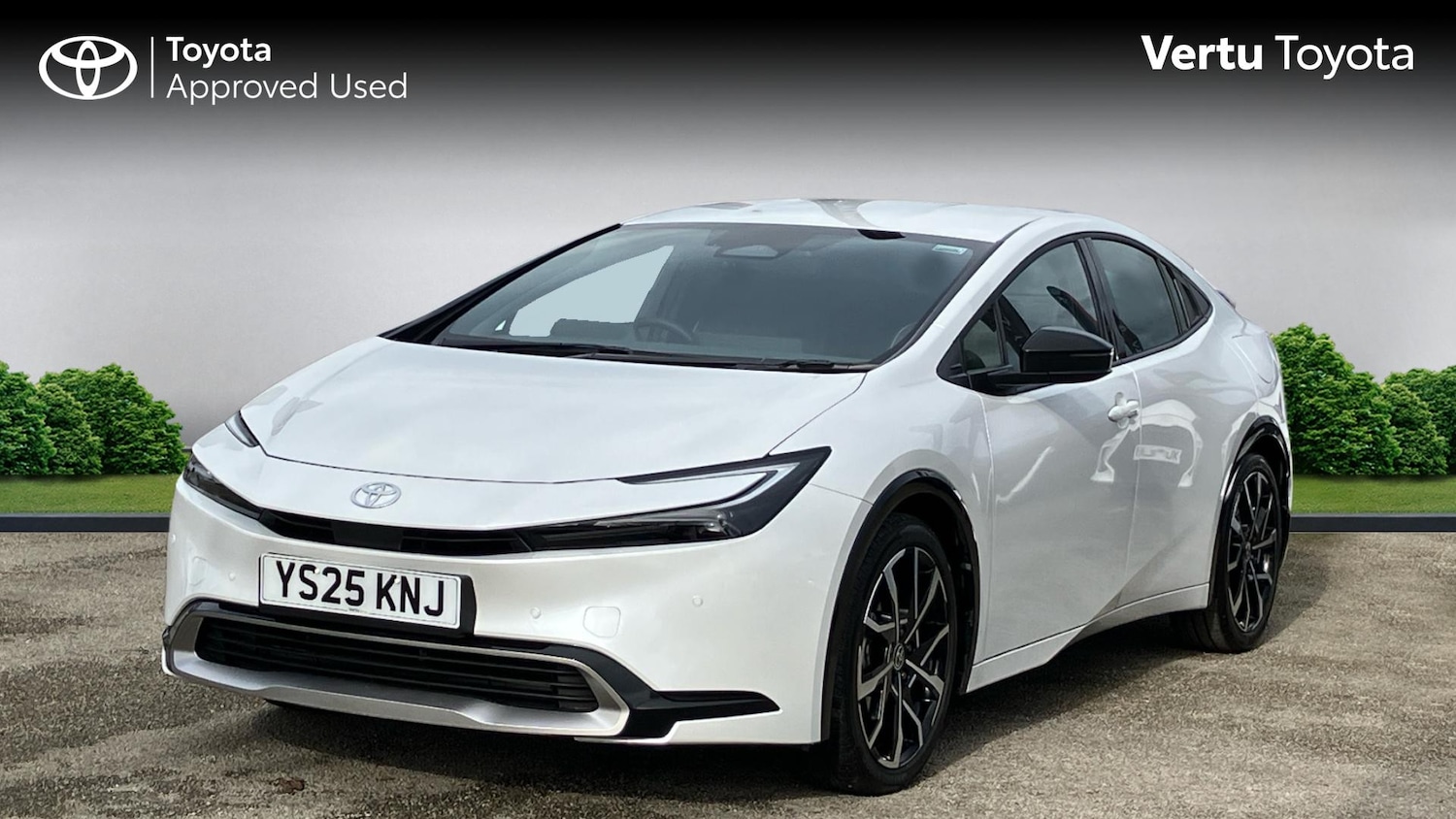 Used Toyota Prius 2025 for sale - 76968735: Photo 3