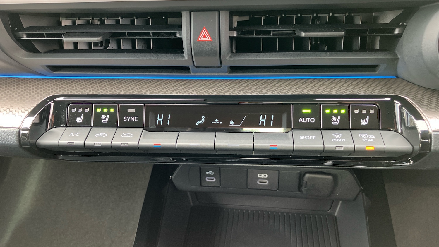 Used Toyota Prius 2025 for sale - 76968735: Photo 34