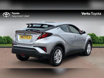 Used Toyota C-HR 2023 for sale - 79177414: Photo