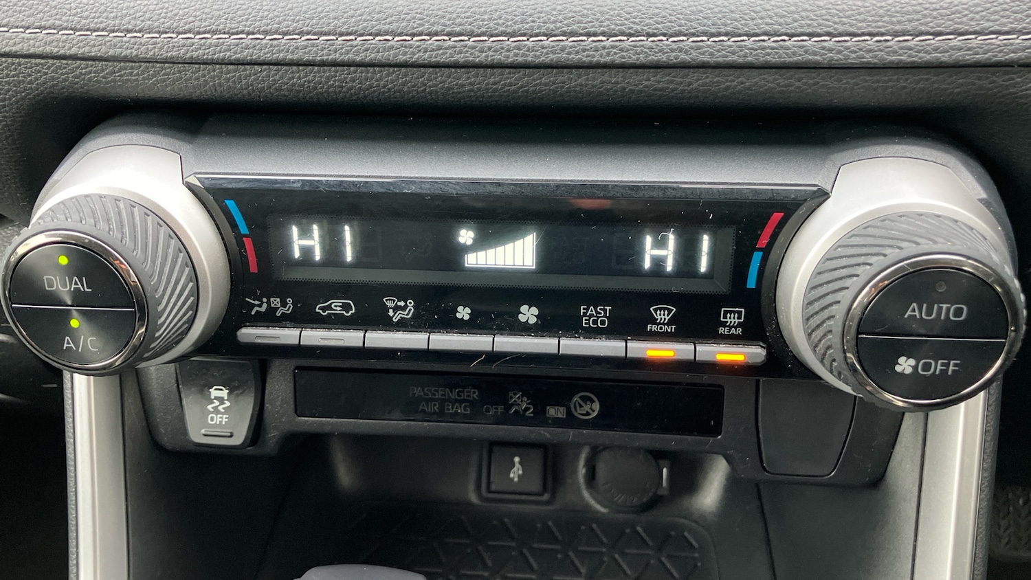 Used Toyota RAV4 2021 for sale - 77545695: Photo 34