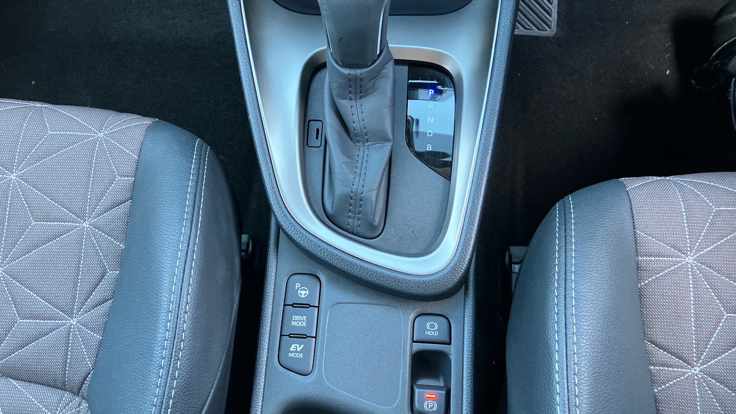 Used Toyota Yaris Cross 2023 for sale - 76791308: Photo 35