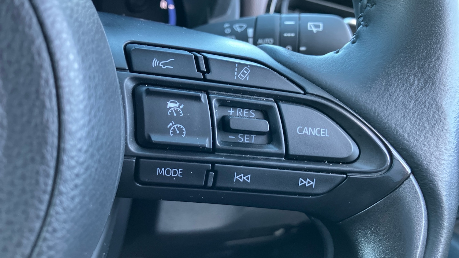 Used Toyota Yaris Cross 2023 for sale - 76791308: Photo 37