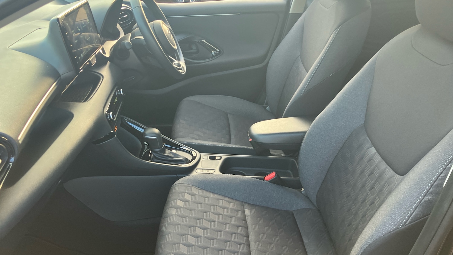 Used Toyota Yaris 2025 for sale - 76554900: Photo 10