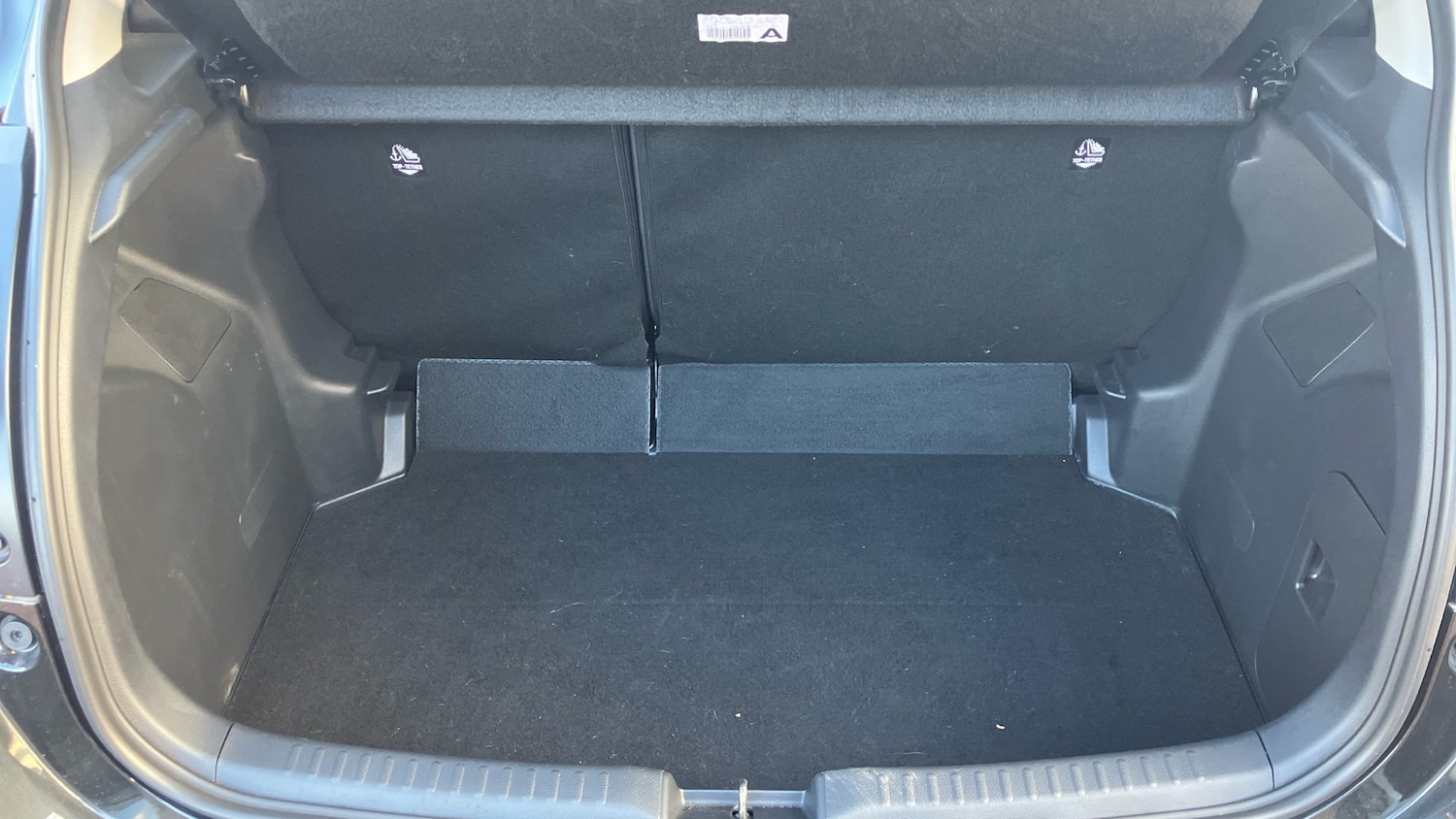 Used Toyota Yaris 2025 for sale - 76554900: Photo 14