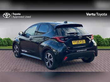 Used Toyota Yaris 2025 for sale - 76554900: Photo