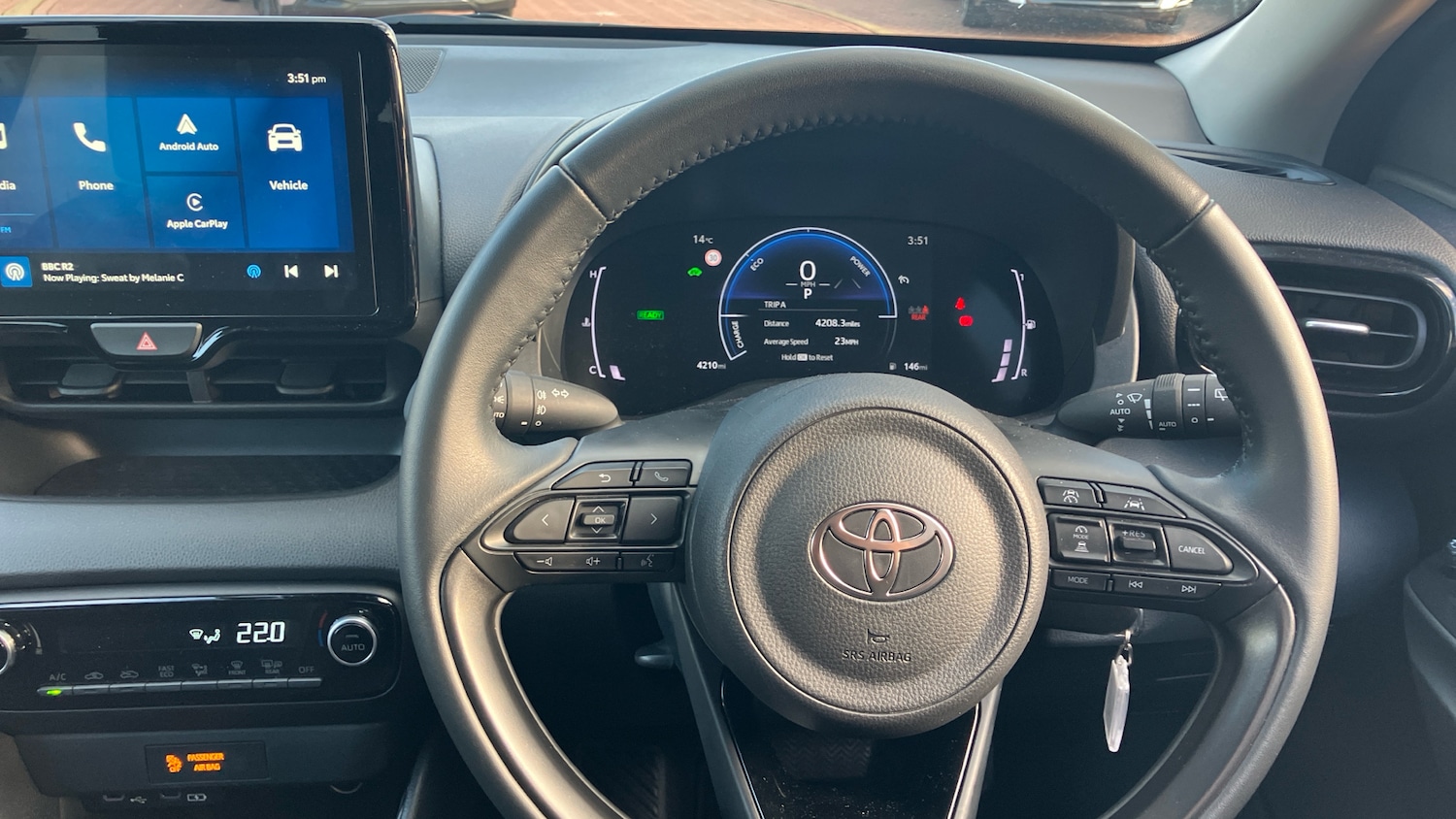 Used Toyota Yaris 2025 for sale - 76554900: Photo 8