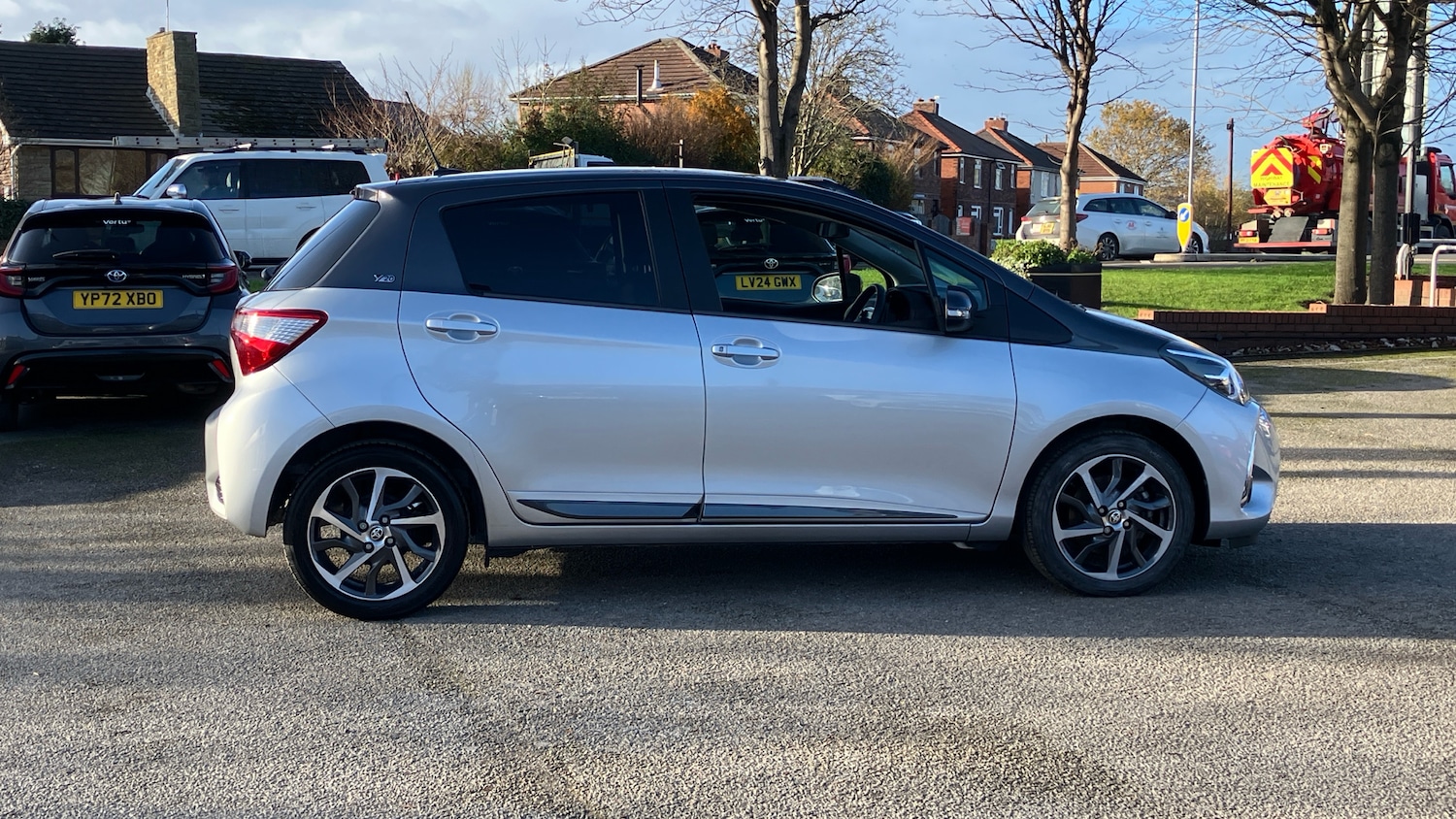 Used Toyota Yaris 2020 for sale - 76638533: Photo 16