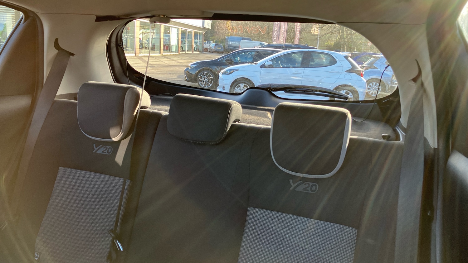 Used Toyota Yaris 2020 for sale - 76638533: Photo 23