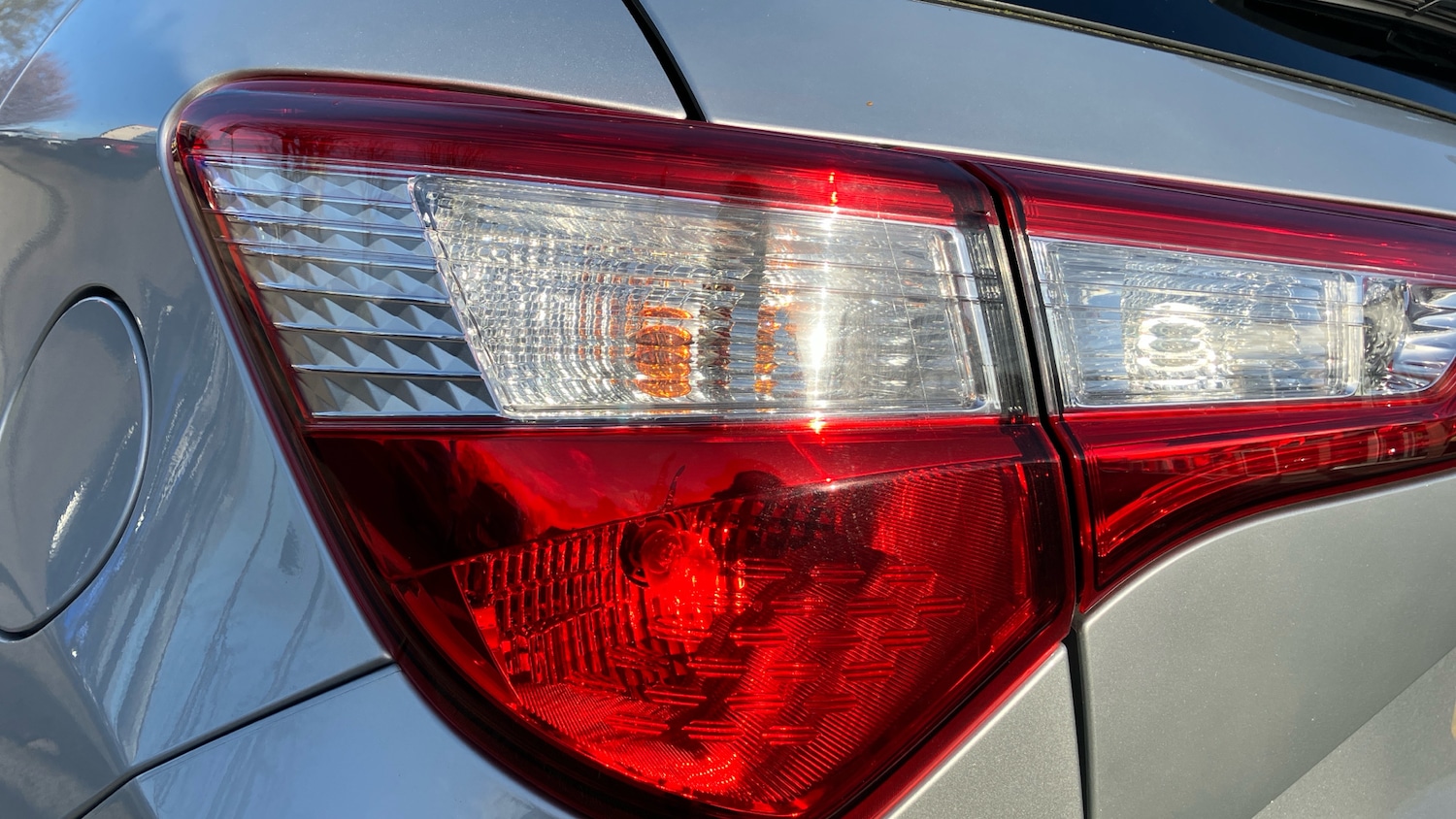 Used Toyota Yaris 2020 for sale - 76638533: Photo 25