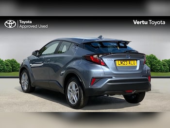 Used Toyota C-HR 2023 for sale - 78340252: Photo