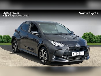 Used Toyota Yaris 2024 for sale - 78027035: Photo
