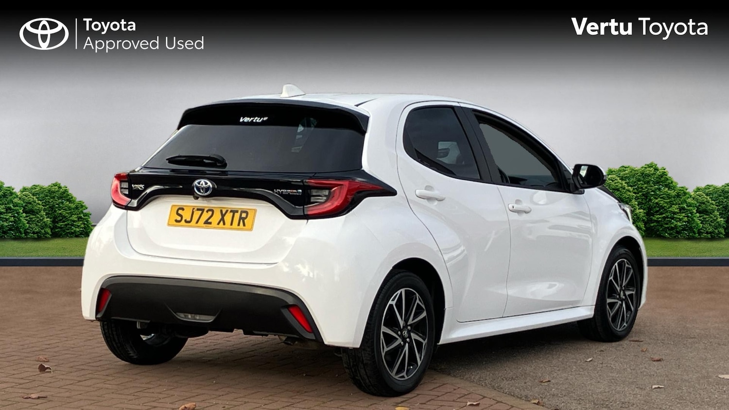 Used Toyota Yaris 2022 for sale - 76352947: Photo 2