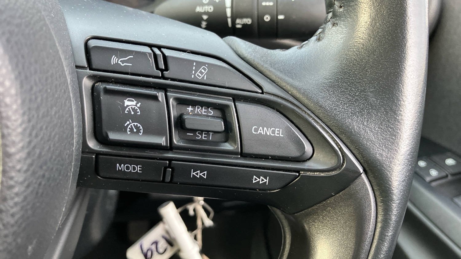 Used Toyota Yaris 2022 for sale - 76352947: Photo 37