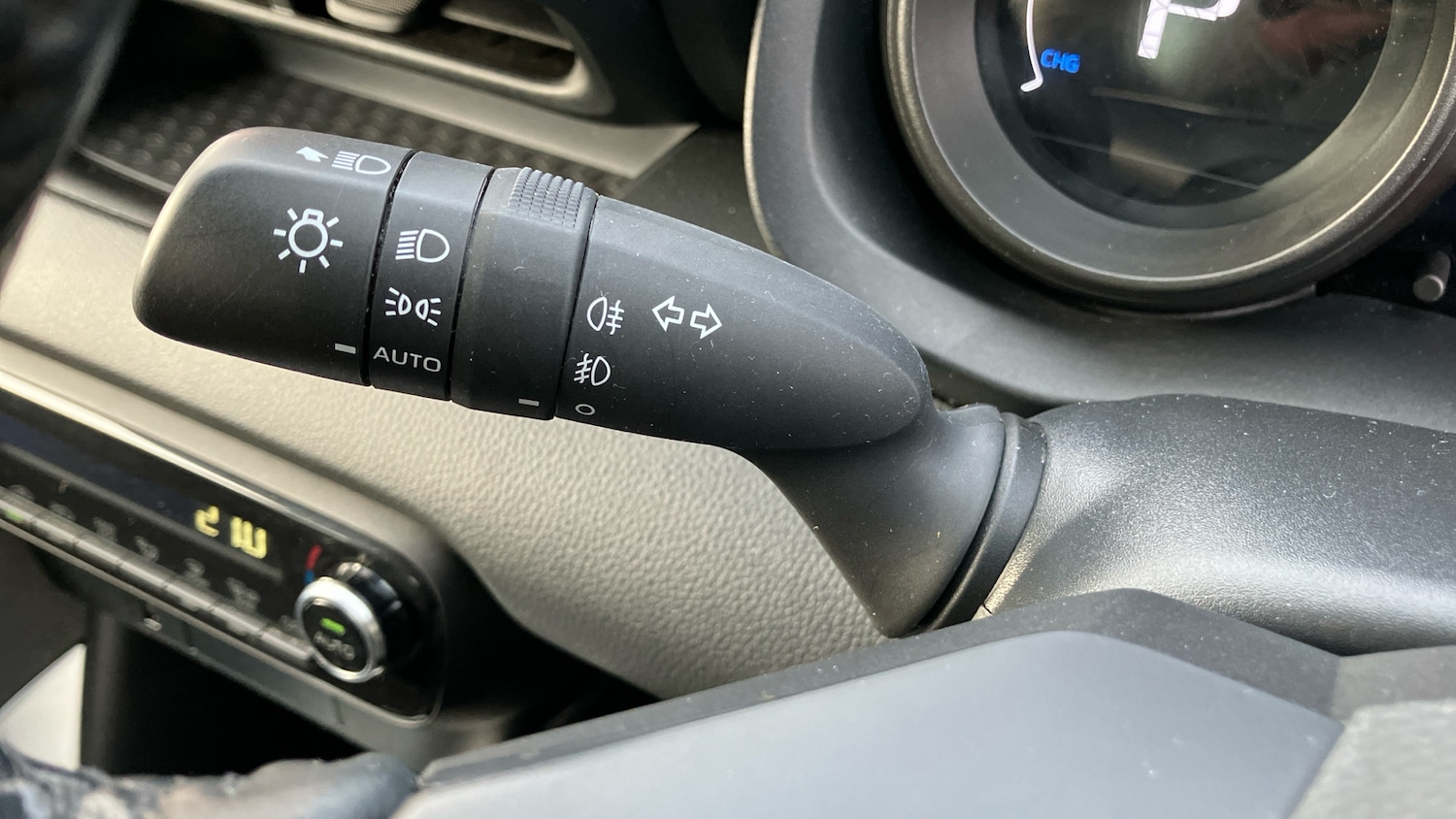 Used Toyota Yaris 2022 for sale - 76352947: Photo 38
