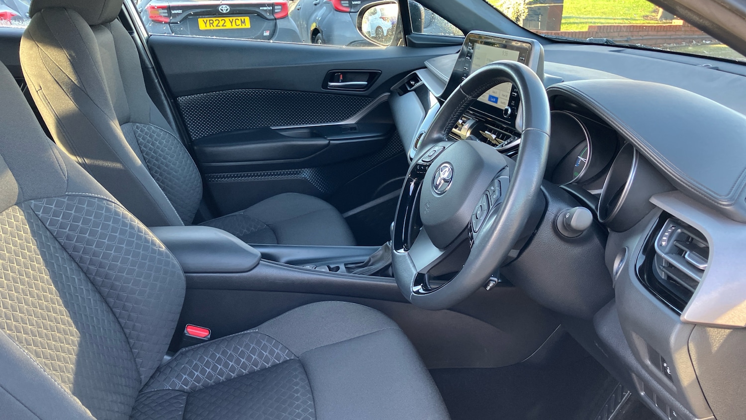 Used Toyota C-HR 2022 for sale - 76817389: Photo 11