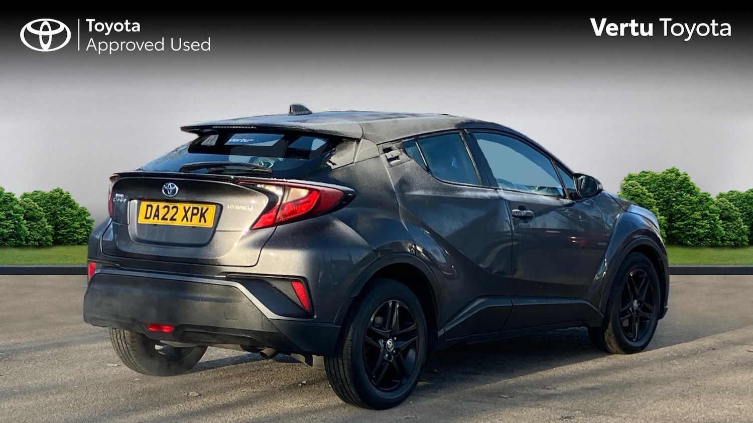 Used Toyota C-HR 2022 for sale - 76817389: Photo 2