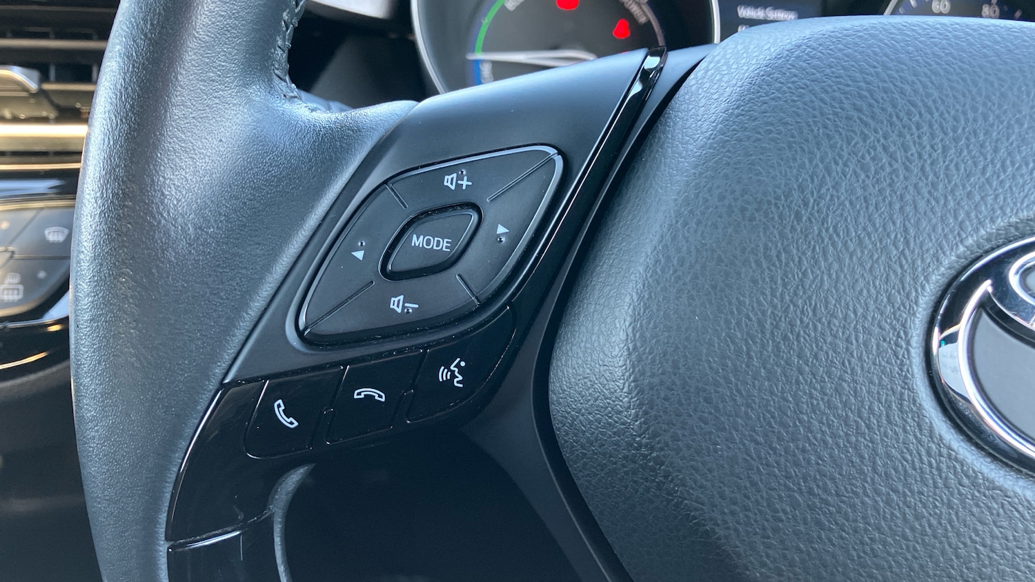 Used Toyota C-HR 2022 for sale - 76817389: Photo 36