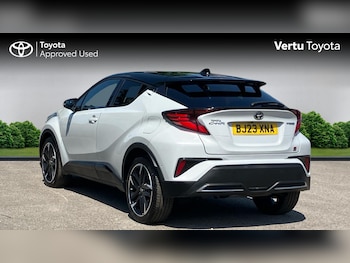 Used Toyota C-HR 2023 for sale - 78926135: Photo