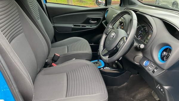 Used Toyota Yaris 2018 for sale - 76252583: Photo 11