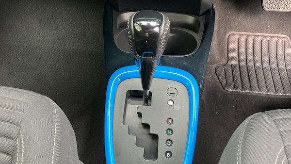 Used Toyota Yaris 2018 for sale - 76252583: Photo 35