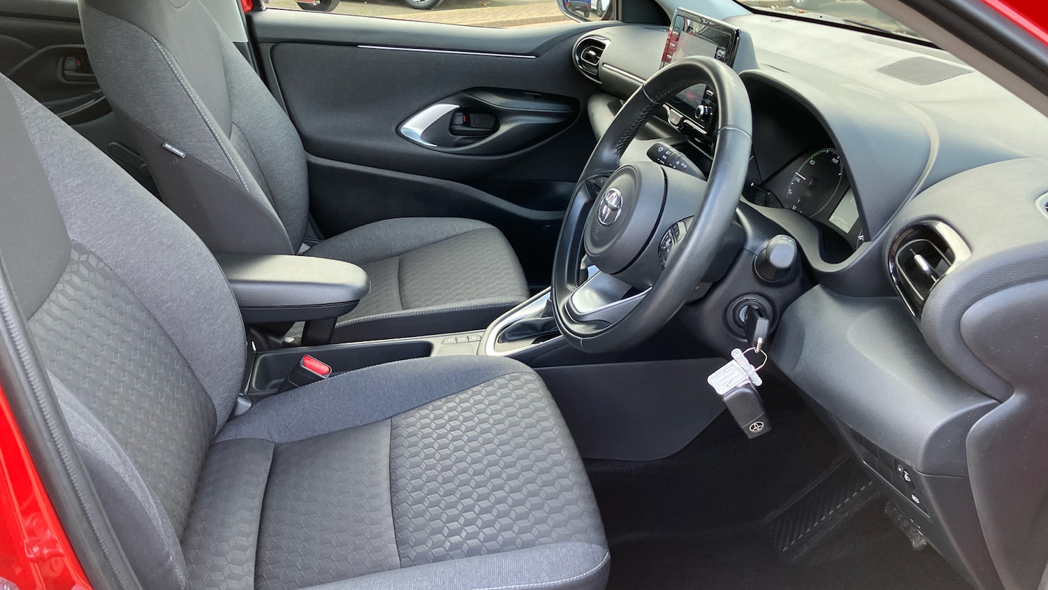 Used Toyota Yaris 2022 for sale - 76321697: Photo 11