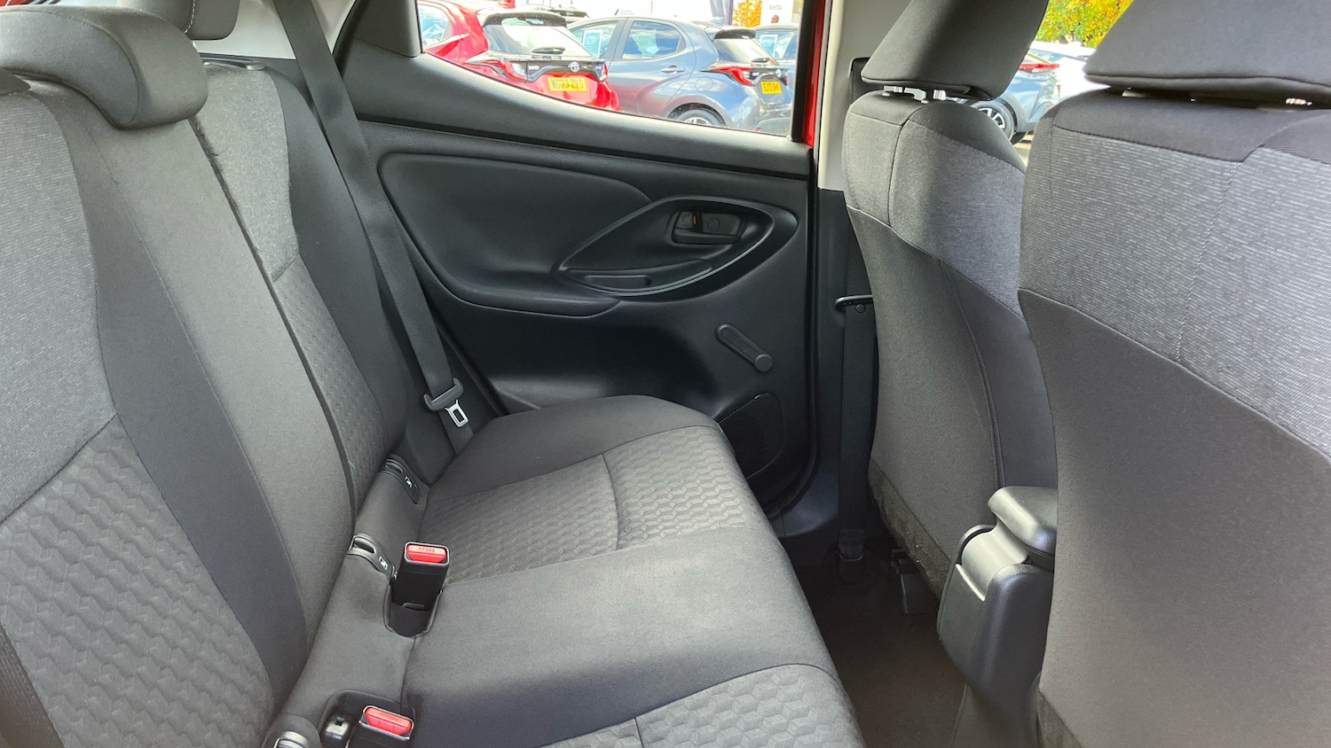 Used Toyota Yaris 2022 for sale - 76321697: Photo 12