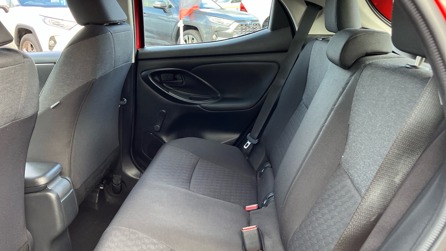 Used Toyota Yaris 2022 for sale - 76321697: Photo 13